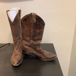 Justin leather boots size 8